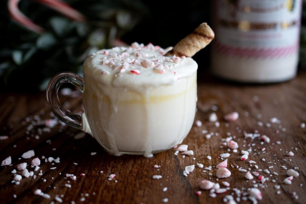 white hot chocolate with peppermint bark